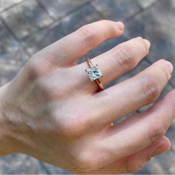 1-2Ct Princess Cut Solitaire Silver Ring VVS1 Lab Diamond - Picture 12 of 16